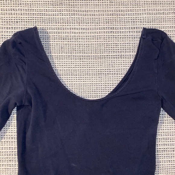 2/$30 H&M Bodysuit - Picture 5 of 6